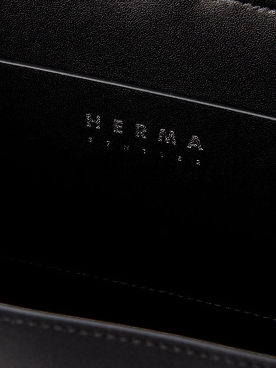 일리 백팩 블랙