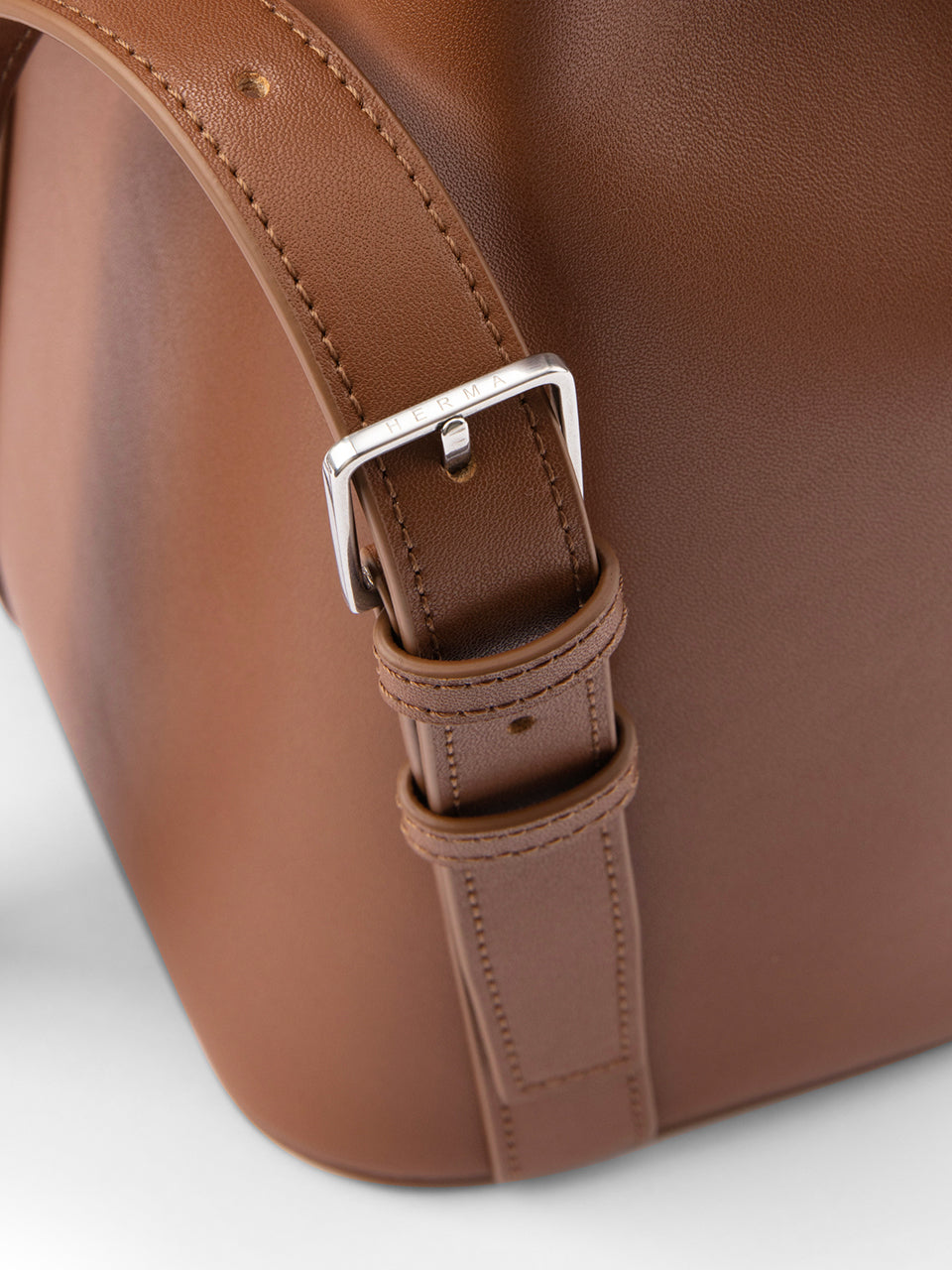 일리 백팩 우드