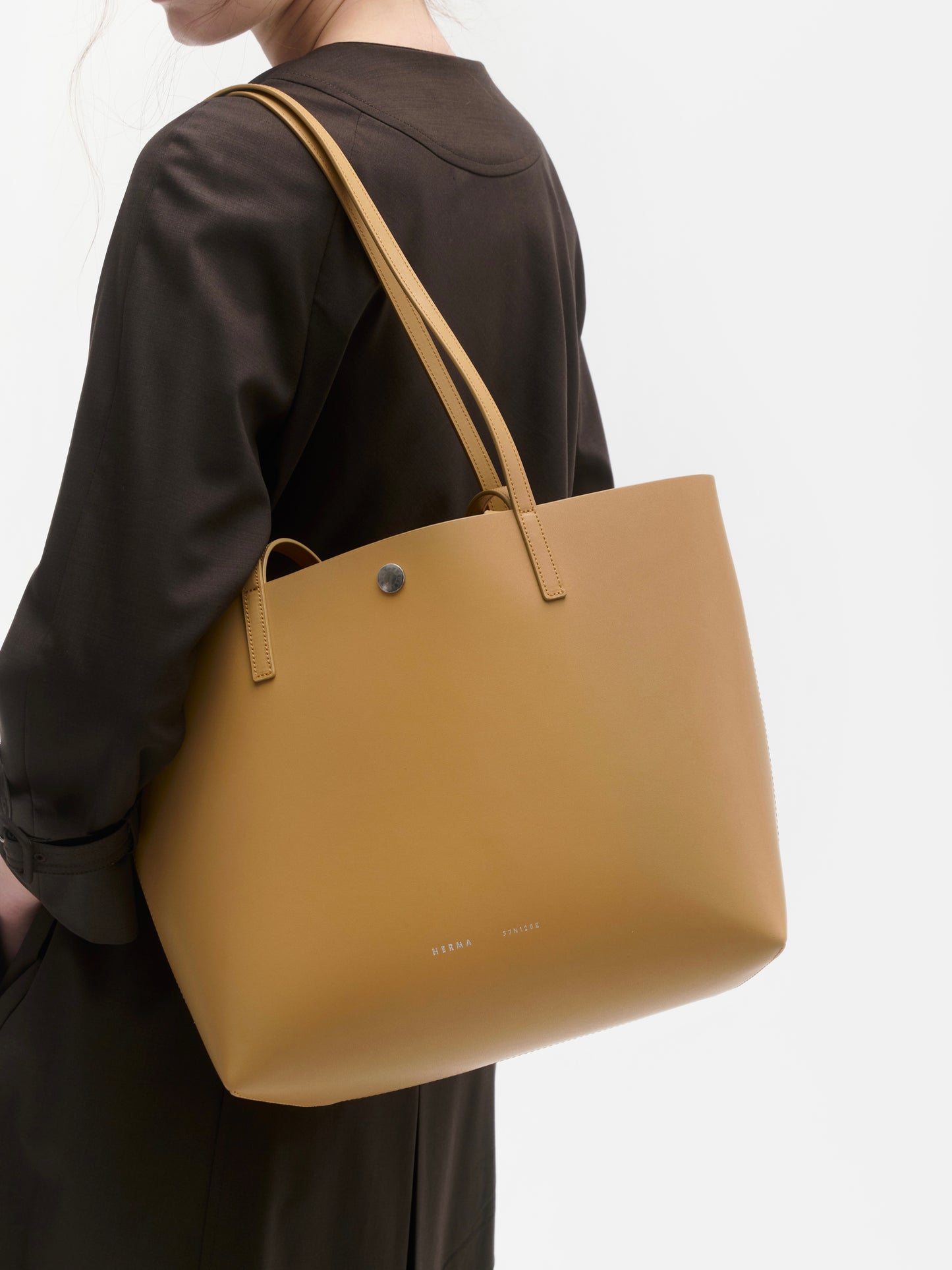 테르 쇼퍼백 듄